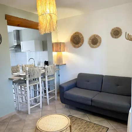 Holiday home L'oustau St Bernard